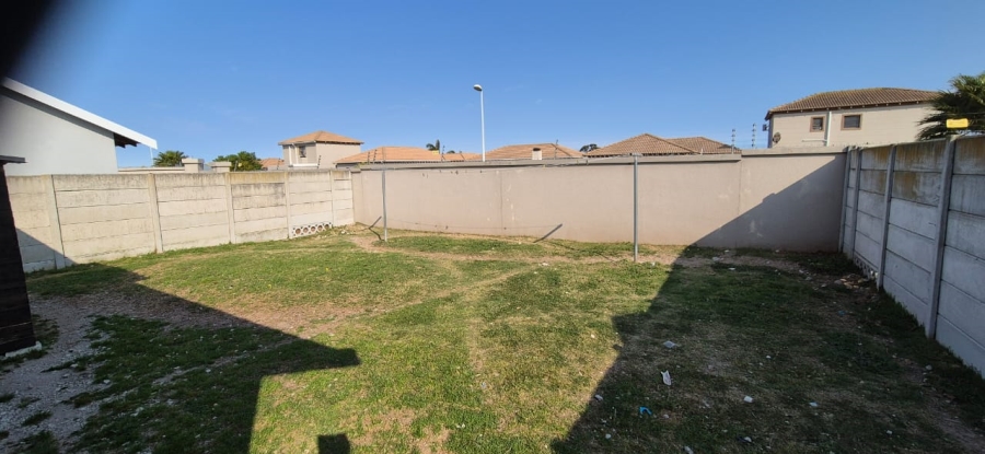 2 Bedroom Property for Sale in Fourleaf Estate Eastern Cape